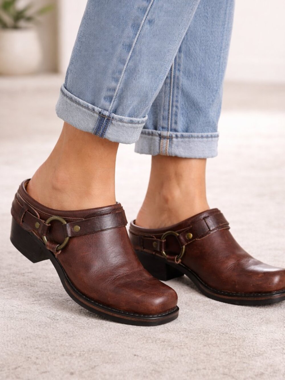 Frye Belted Harness Leather Clog Brown Distressed Pull-Up Size 8